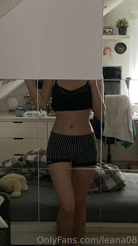 I think my waist is just perfect to be grabbed by you <3