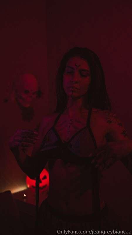 Happy hallowen 👻