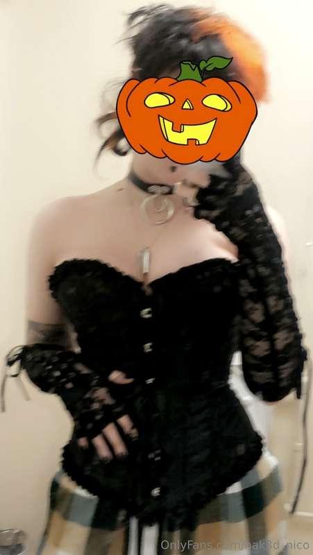 Should I make more corset content?