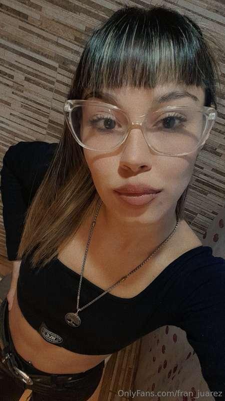 With glasses or without glasses? 😛🔥