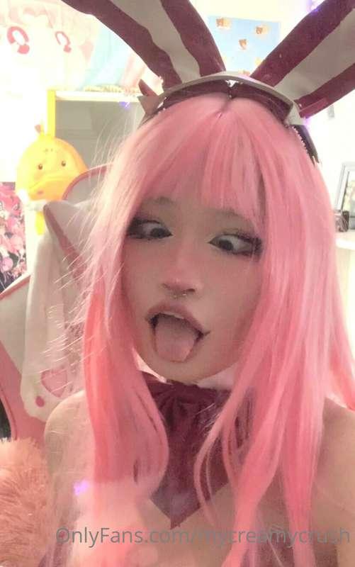 you guys are the first ones to get to see this cosplay btw!!