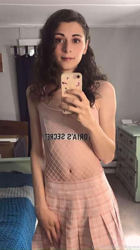 looking pretty in pink fishnets