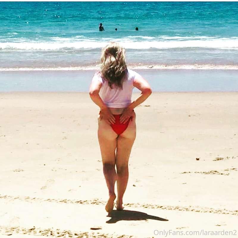 What do you like to see at the beach..?