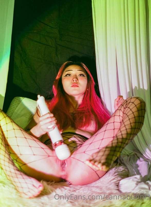 dont forget my @vonbossycommunity vibrator orgasm collab vid..