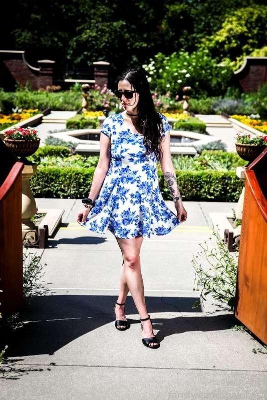 I did another photo shoot 💙 this time a vanilla one