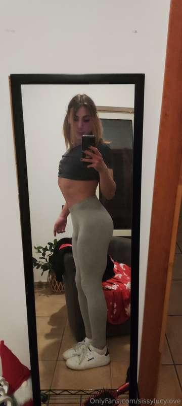 sissylucylove image #6