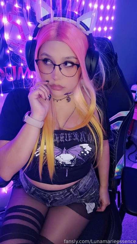 lunamarieessence image #11