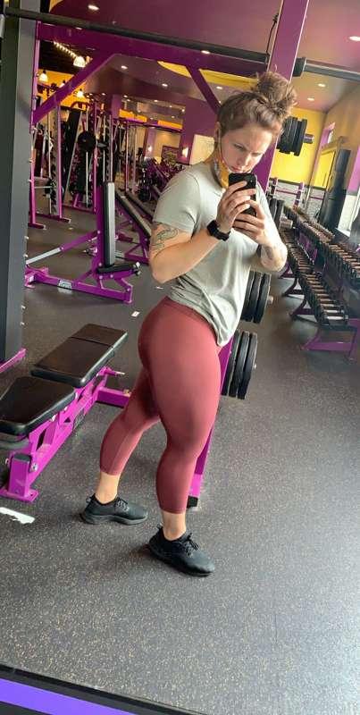 I need your dick as pumped as my legs 💪🏼🖤