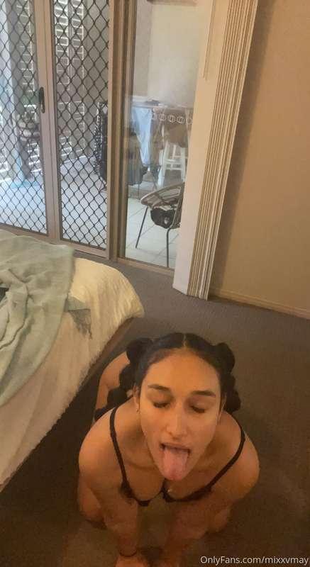 POV you’re about to cum on my face 👅