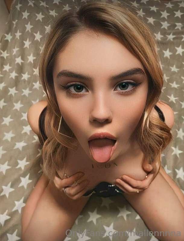 🔥@kirajewel IS WET RIGHT NOW💦💦💦
Little cutie @kirajewel is 1..