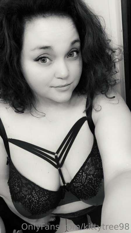 First birthday selfie 🩵🩵🩵