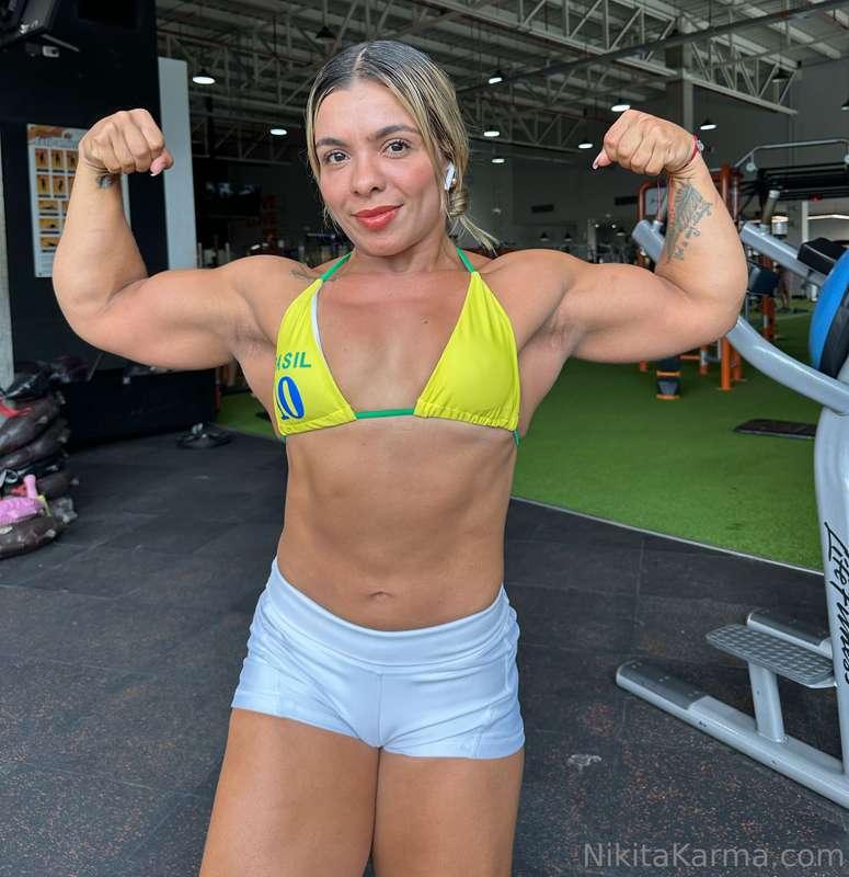 Muscular BIG CLIT Latina Selena❤️🤑 TOP OFFER 🤑👉🏻 70% OFF👉🏻 @..