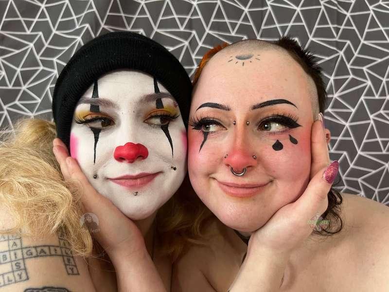 with blaire #clowns #clowngirl #girlgirl #hairy #hairyarmpits #bush #pussy #clussy #hairypussy #petite #cute #altgirl #tattoos #british #english #scottish #asian