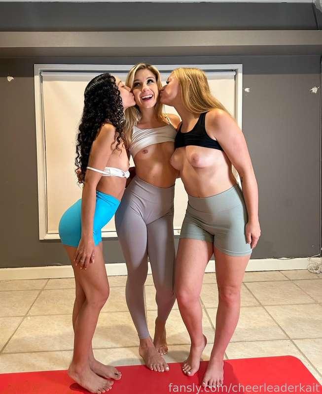 cheerleaderkait image #2