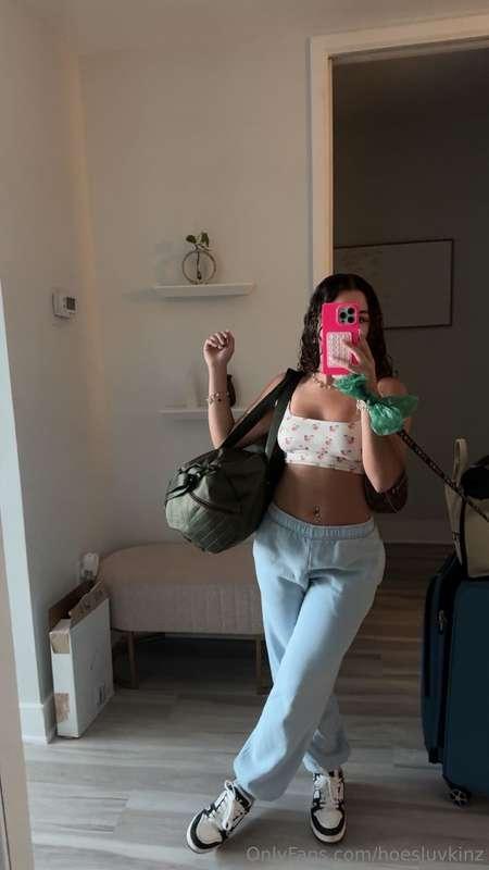 On my way to your bed 😉🤭