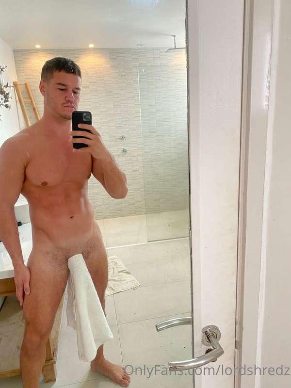 Someone CUM and remove this towel for me and let’s get naugh..