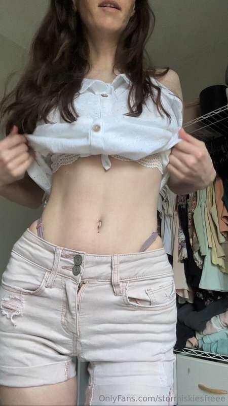 Strip tease with new tight fitting booty shorts 😏🤭😘