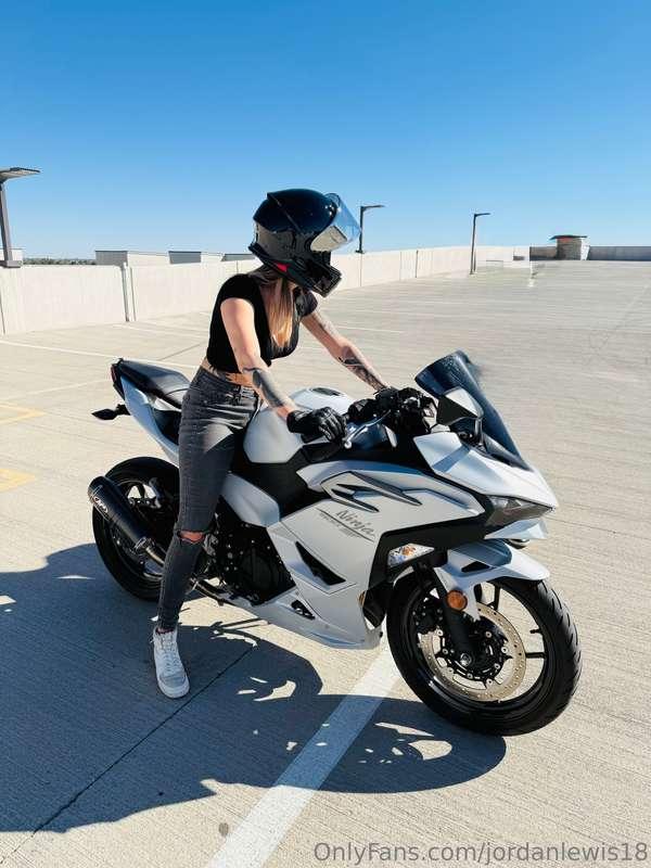 Let’s go for a ride 😜