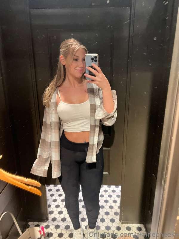 alainecheeks main image