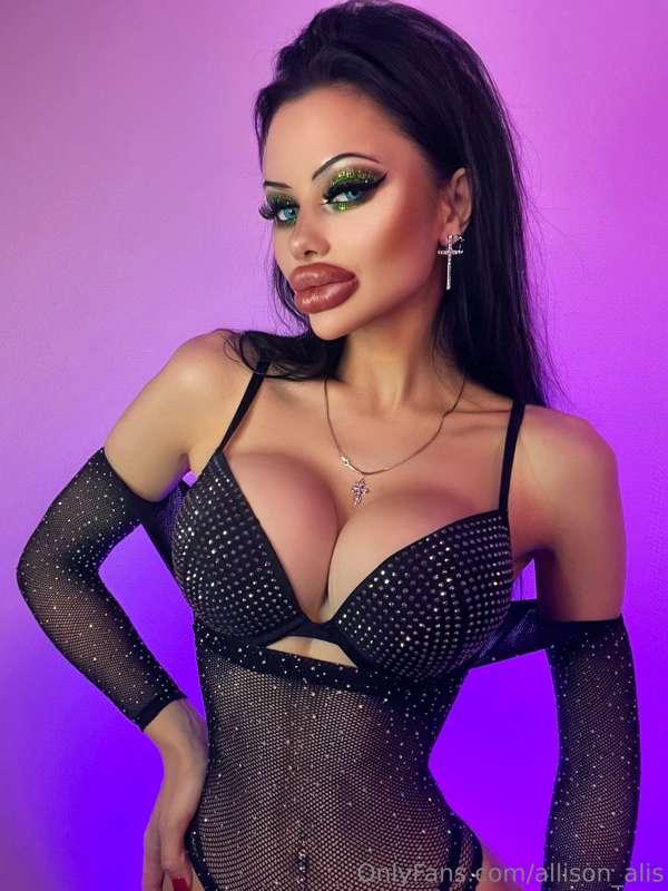 Did you see how hot I made you feel with my sexy thoughts ye..