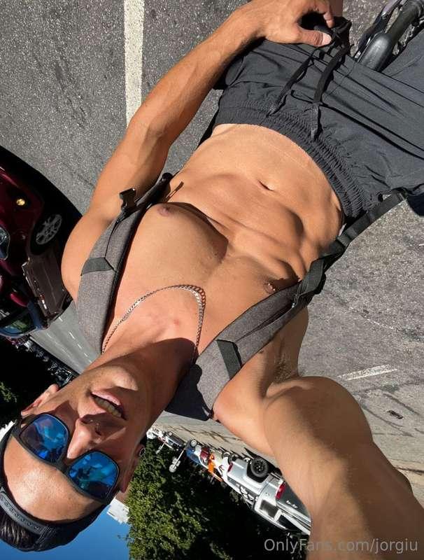 Shall we walk together?