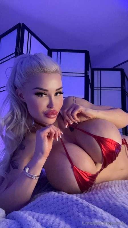 Wanna know where I’d want that cumshot? 😏 Tip $20 and send y..