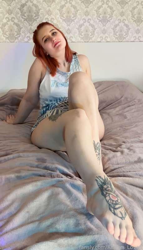 So I want you to massage my legs

#feet #footfetish #legs #petite #chubby #curvy #redhead #cute #geek #waifu