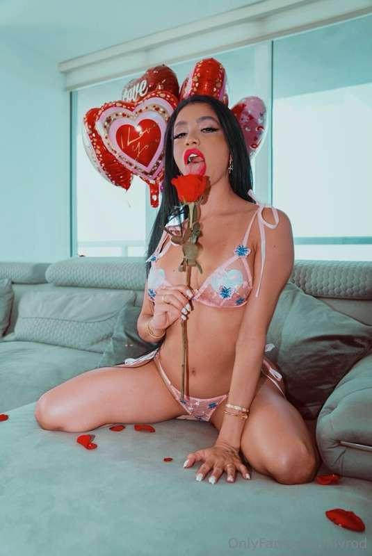 Sending out sweet treats to my top supporters dm me if thats..