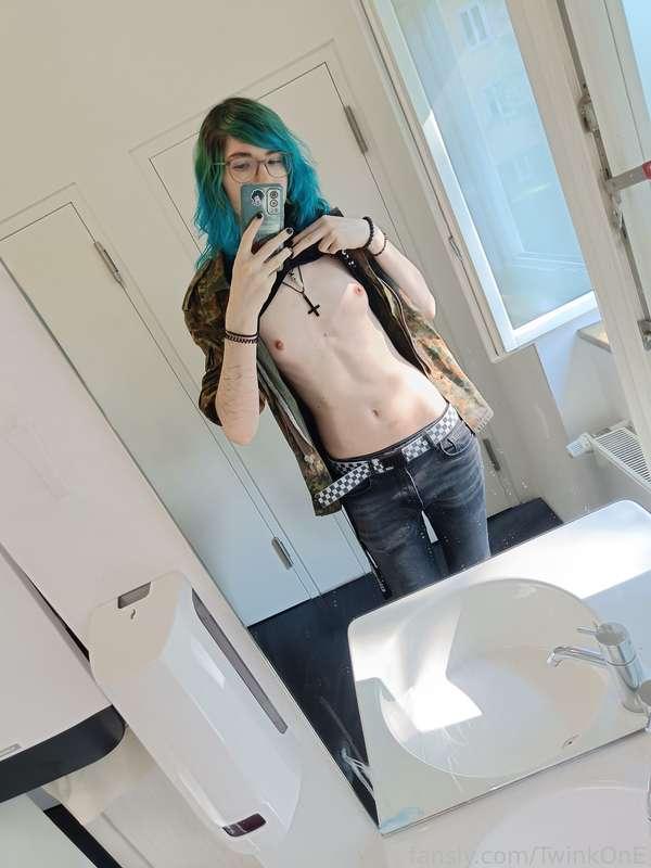 twinkone image #7