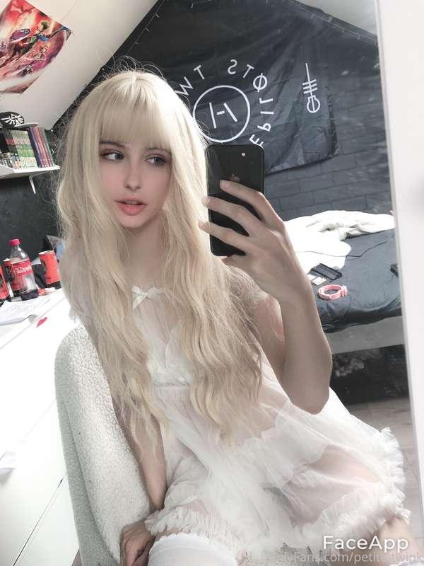 petite-twink image #0