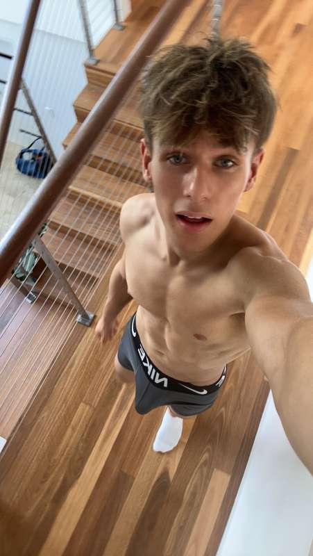 do you walk around your house naked? 🫣☺️