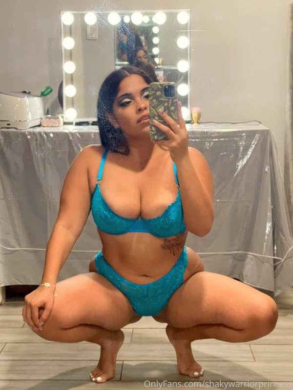 feeling blue? hopefully you’ll like these two 💙💋