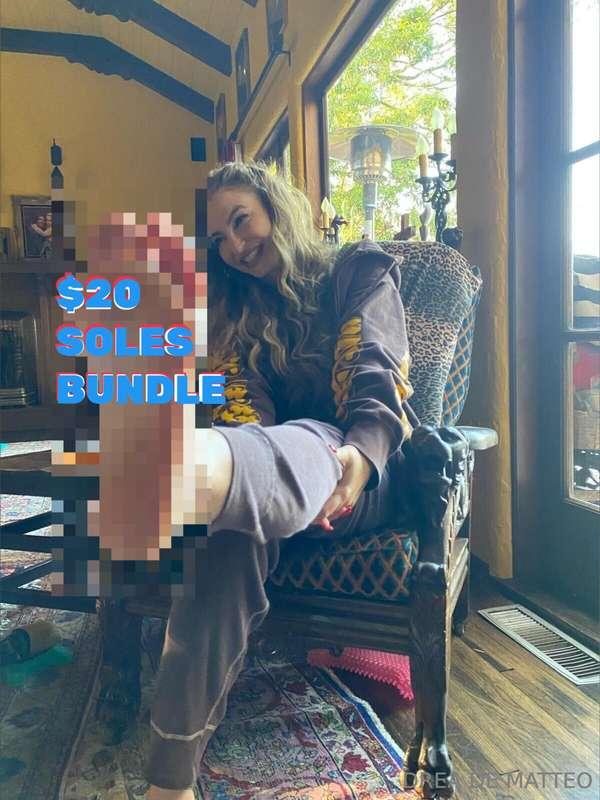 FOR THE FEET LUVRS 🙈💦🤩😈