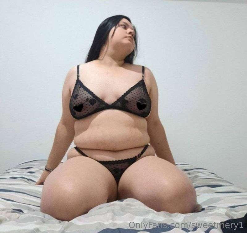 # 🏹 @SLAYYBIA @SLAYYBIA 🏹

CHUBBY LATINA AND A BAD GIRL IN B..