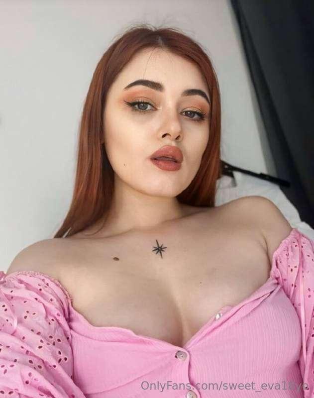🔥 @elf_eva IS WET RIGHT NOW💦💦💦🤤 She loves getting her juicy ..