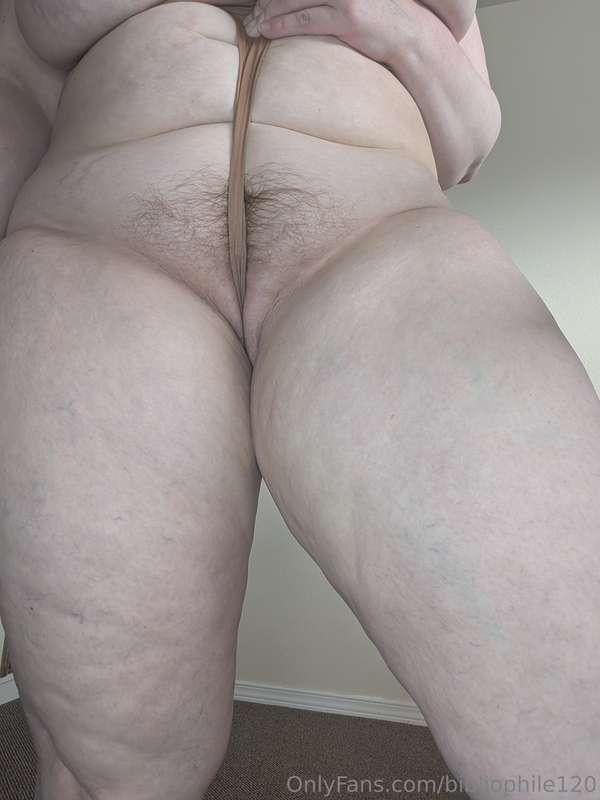 Just a smidge of camel toe 😉