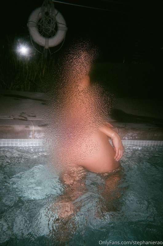 Hot tub sessions💦