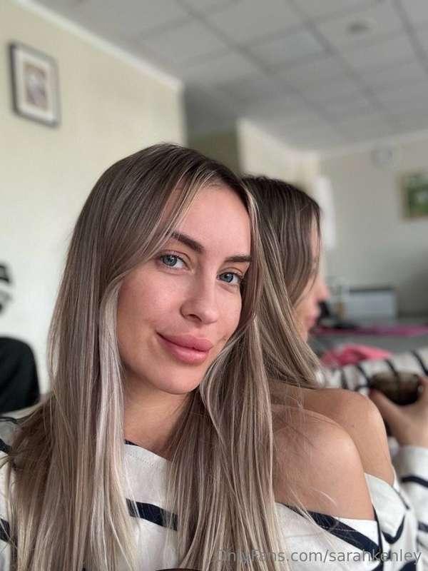Just sharing with you this new selfie 🤍