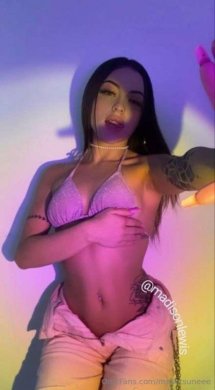 🔥💦STOP THERE ❗️ @madisonlewis 💦Here's your bitch at the clic..