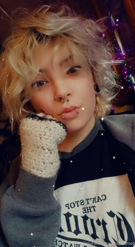 Message me with your custom requests and we can talk about i..