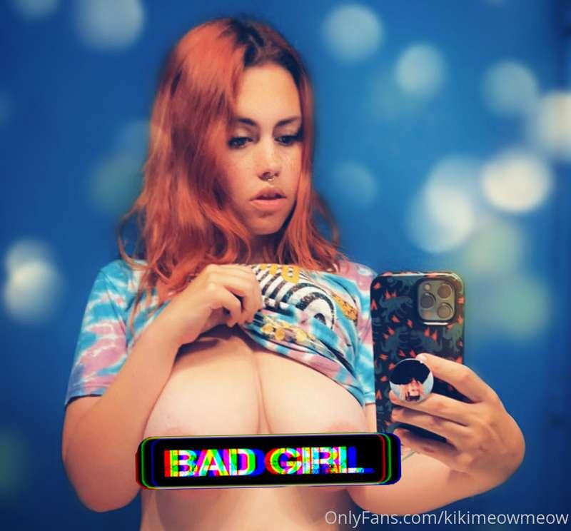 Watch me be a bad girl bouncing and playing with my huge tit..