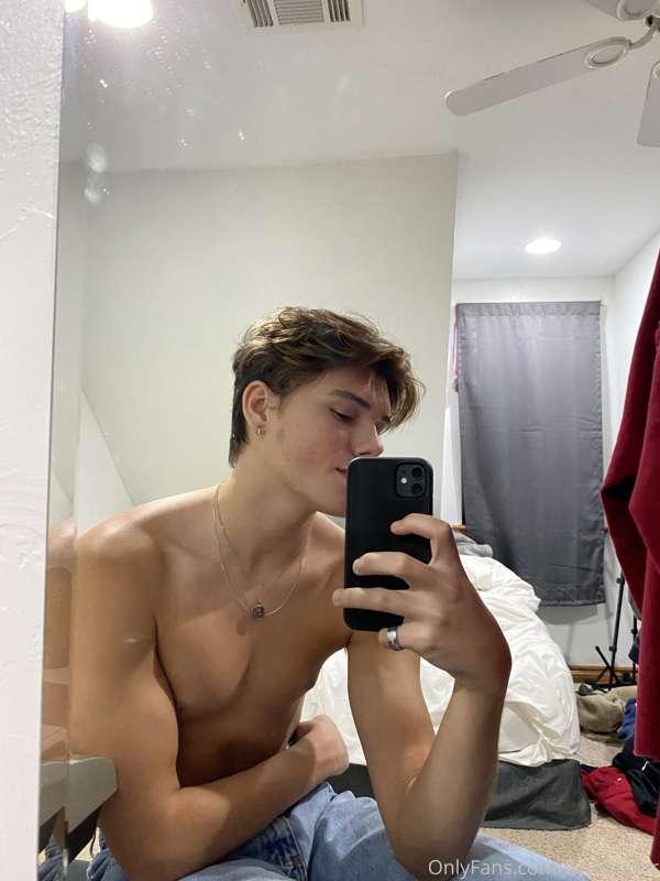😜😜
