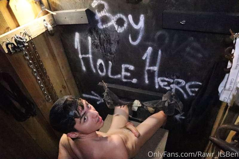 Hey guys, I had a great time exploring a glory hole. I had s..