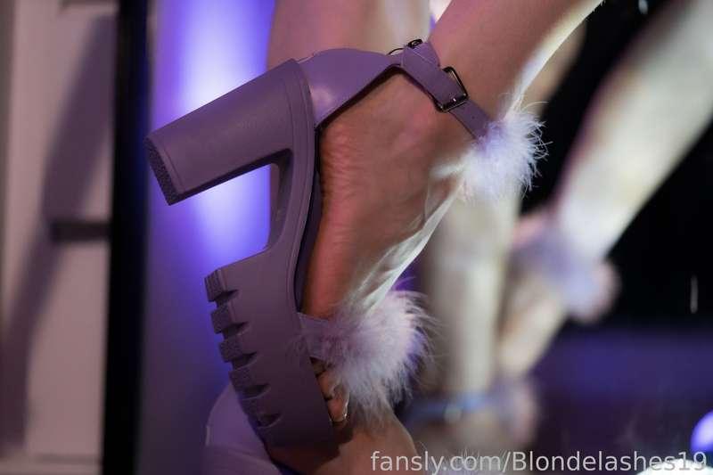 blondelashes19 image #13