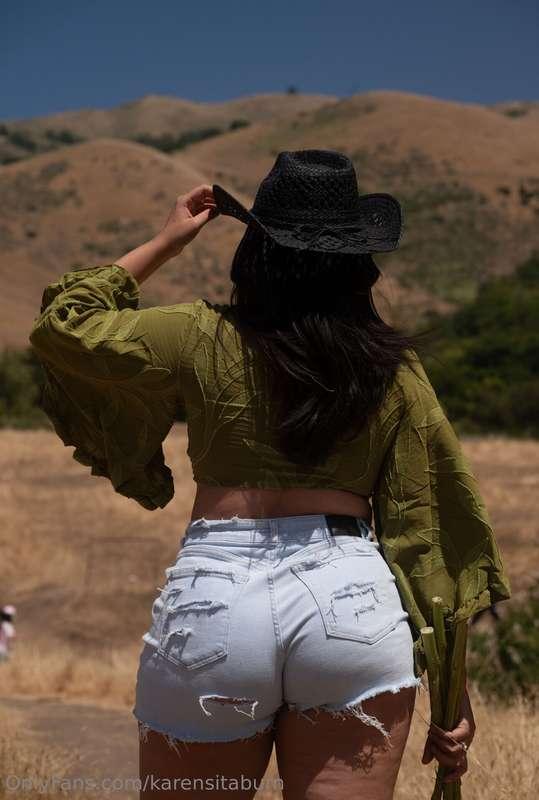 Little preview from my shoot over the weekend 🫣
