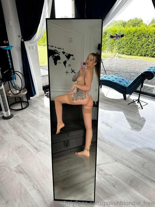 I love making custom pics or vids for you so don’t hesitate ..