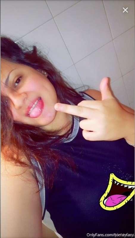Latin girl, very hot college girl always looking for fun. su..
