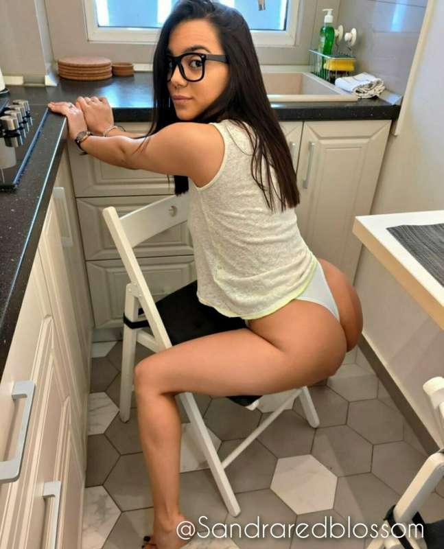 ## 🛑 𝙺𝚒𝚗𝚔𝚢 𝚋𝚊𝚋𝚎 @SANDRAREDBLOSSOM 🛑
****𝑨𝒍𝒘𝒂𝒚𝒔 𝒂𝒗𝒂𝒊𝒍𝒂𝒃𝒍𝒆 🔞
⚠..