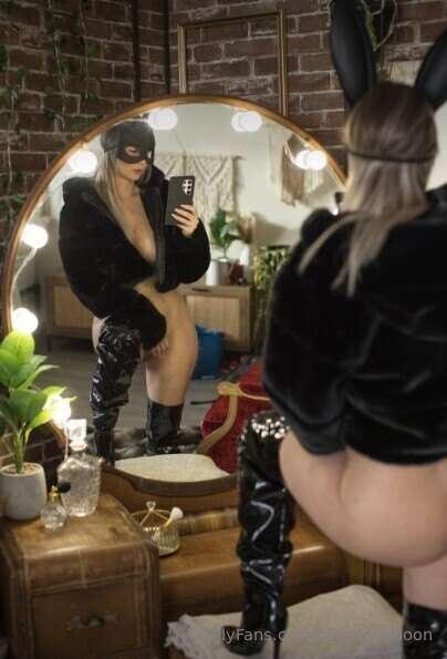 I love watching you crave what I’m hiding 😈✨