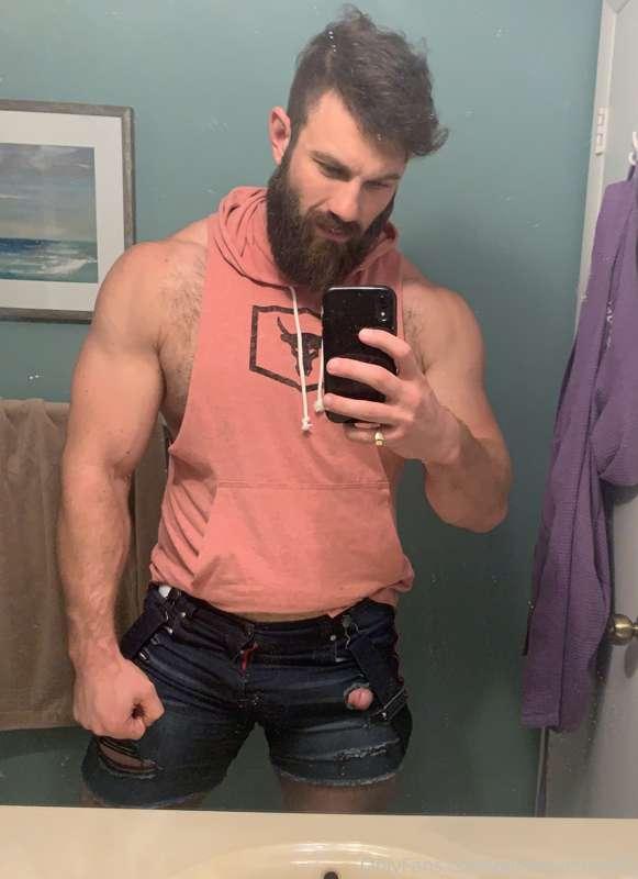 🦍👀
